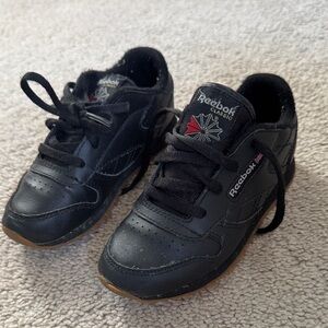 Reebok Kids Black Sneakers with Gum Sole
